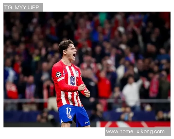 马德里竞技主帅西蒙尼获2025年金足奖传奇荣誉称号